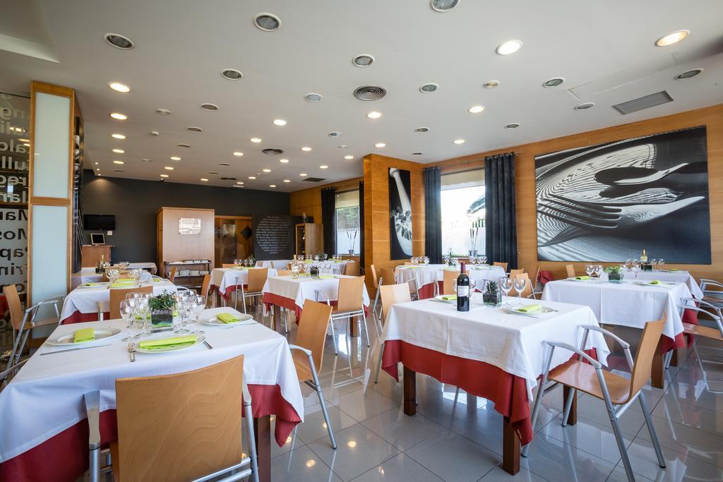 Hotel Rull Deltebre Ngoại thất bức ảnh